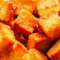 Recept YouCook Smažené krutony